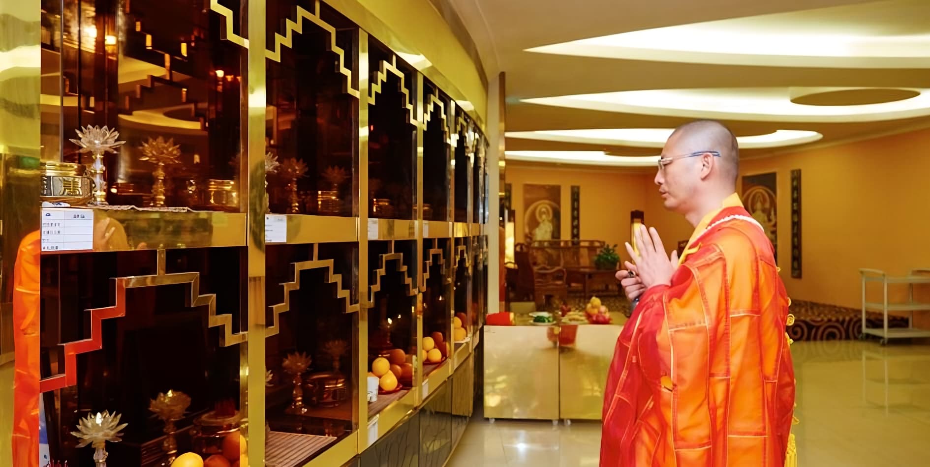 Prayer Services - Singapore Nirvana Funeral | Nirvana Memorial Garden